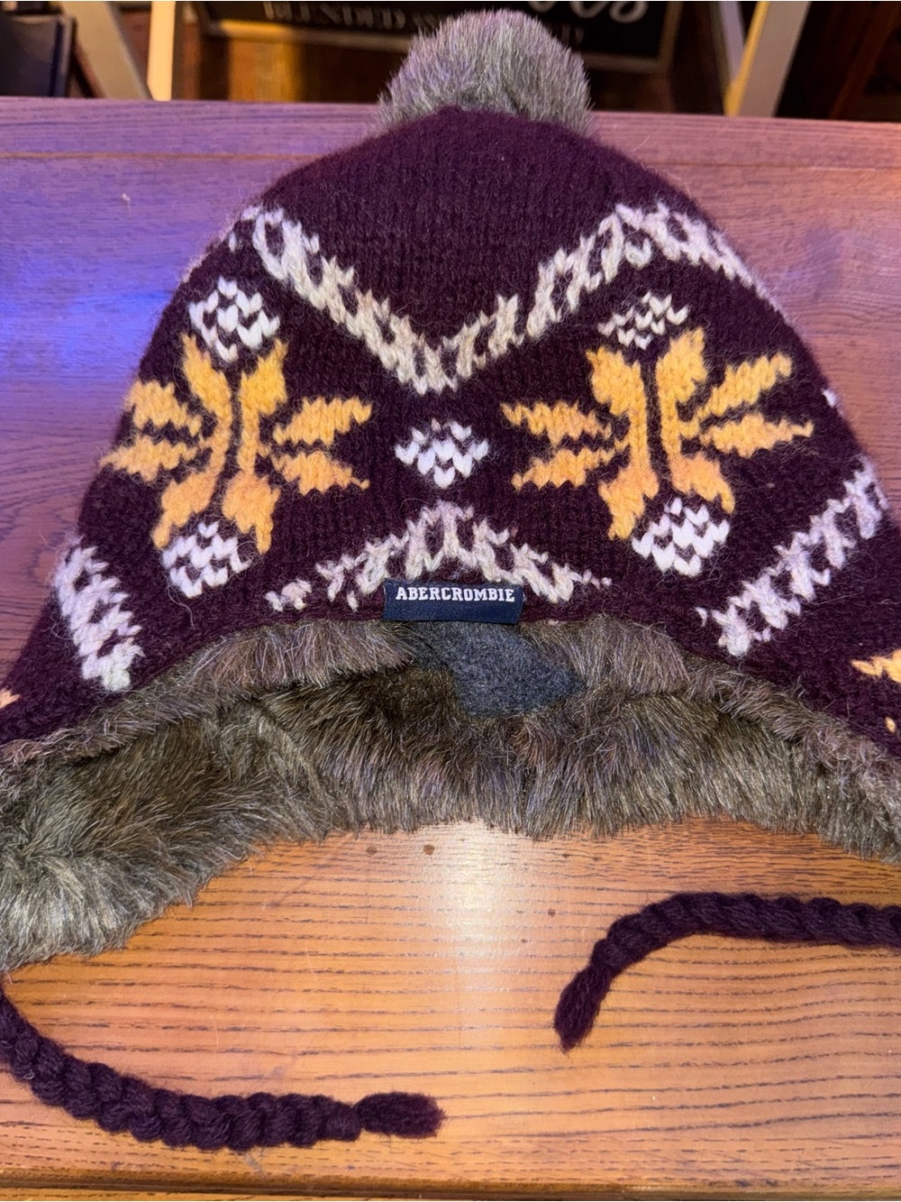 Abercrombie Wool Fair Isle Trapper Hat Faux Fur Ear Flaps Pom Y2K